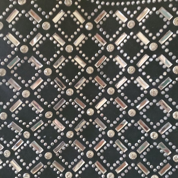 Purse - Picture 3 of 3